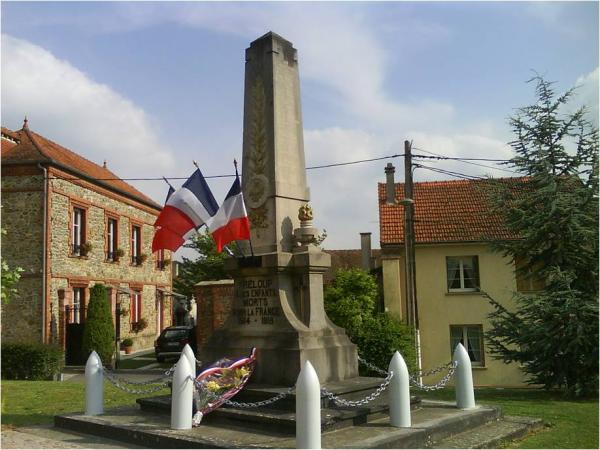 treloup-le-monuments-aux-morts